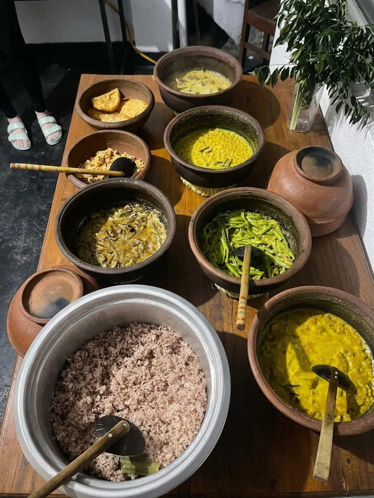 The Mountain Pot - Ella